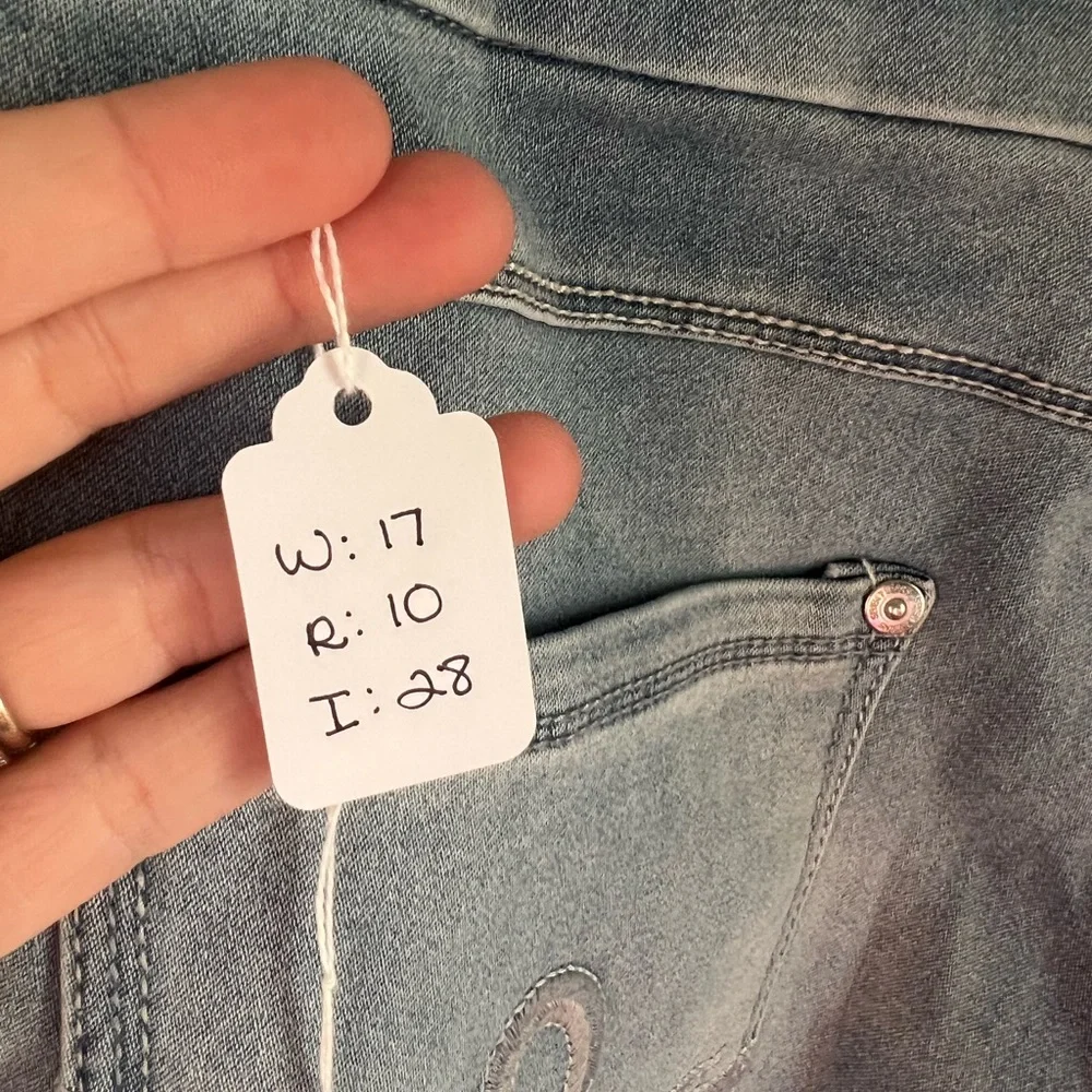 Seven7 Jeans - Picture 7 of 7